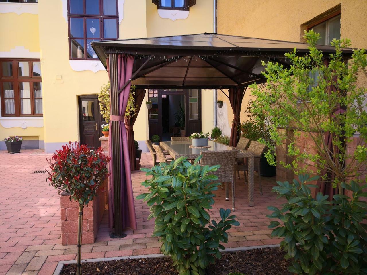 Korzo Apartman Kőszeg Exteriér fotografie